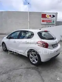 2013 Peugeot 208