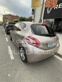2013 Peugeot 208