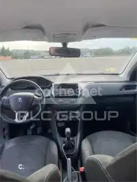 2013 Peugeot 208