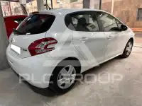 2013 Peugeot 208