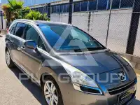 2013 Peugeot 5008
