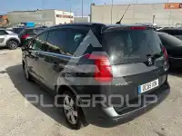 2013 Peugeot 5008