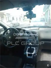 2013 Peugeot 5008