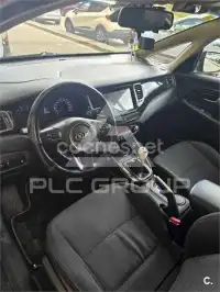 2013 KIA Carens