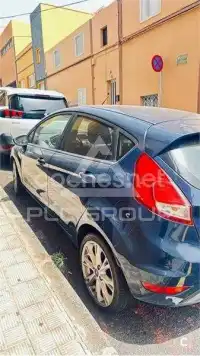 2013 Ford FIESTA