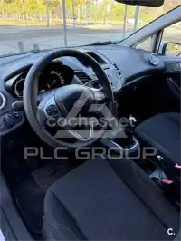 2013 Ford FIESTA