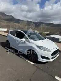 2013 Ford FIESTA