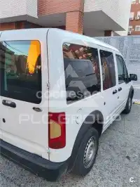 2013 Ford Tourneo