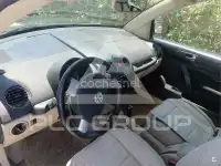 2013 Volkswagen BEETLE