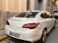 2013 Opel Astra