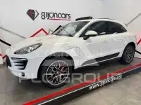 2014 Porsche MACAN