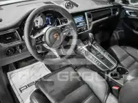 2014 Porsche MACAN