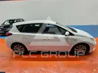 2014 Toyota AURIS