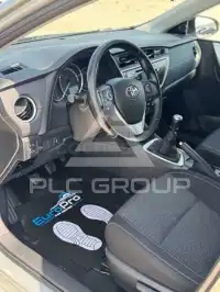 2014 Toyota AURIS