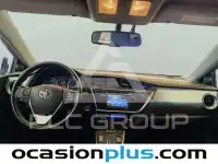 2014 Toyota AURIS