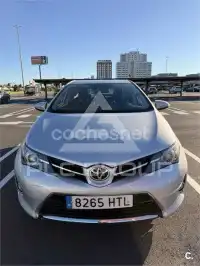 2014 Toyota AURIS