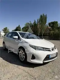 2014 Toyota AURIS