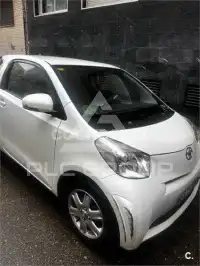 2014 Toyota IQ