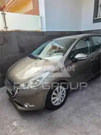 2014 Peugeot 208