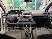 2014 Peugeot 208