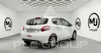 2014 Peugeot 208