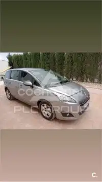 2014 Peugeot 5008