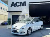 2014 Peugeot 5008