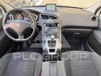 2014 Peugeot 5008