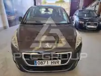 2014 Peugeot 5008