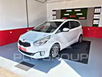 2014 KIA Carens