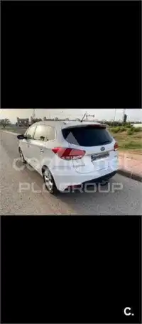 2014 KIA Carens