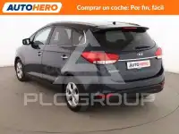 2014 KIA Carens