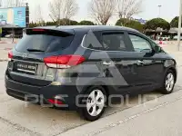 2014 KIA Carens