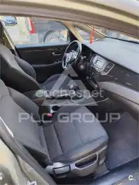 2014 KIA Carens