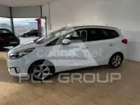 2014 KIA Carens