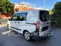 2014 Ford Tourneo