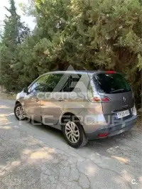 2014 Renault Scenic