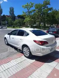 2014 Opel Astra