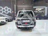 2015 Mitsubishi MONTERO