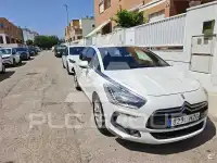 2015 DS DS5