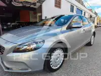 2015 Volvo V40