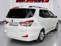 2015 Ssangyong Rodius