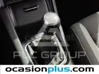 2015 Toyota AURIS
