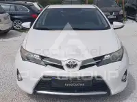 2015 Toyota AURIS