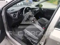 2015 Toyota AURIS
