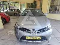 2015 Toyota AURIS