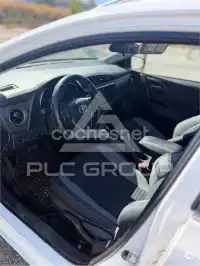 2015 Toyota AURIS