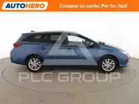 2015 Toyota AURIS