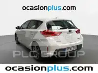 2015 Toyota AURIS