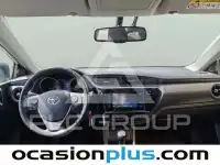 2015 Toyota AURIS